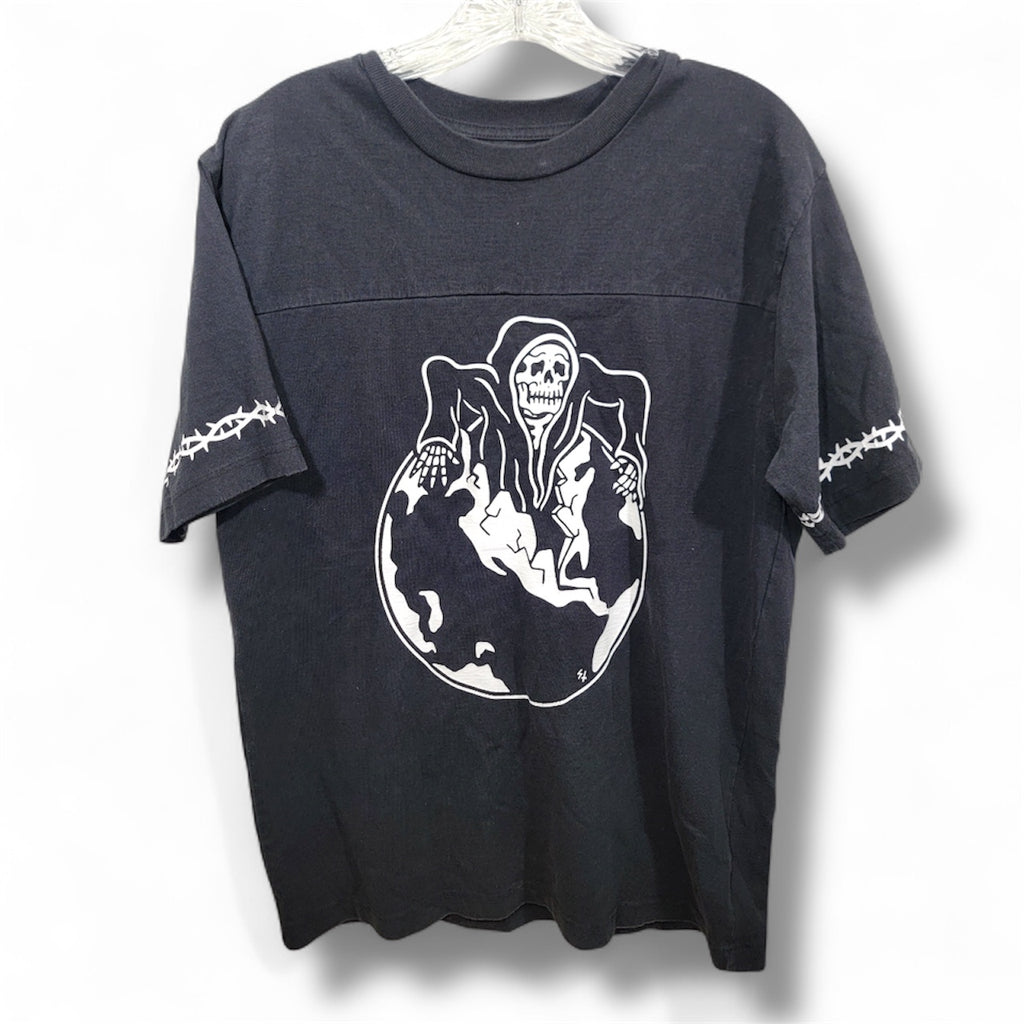 Lurking Class Zumiez Men’s Small Skateboarding Skeleton Barb Wire T Shirt